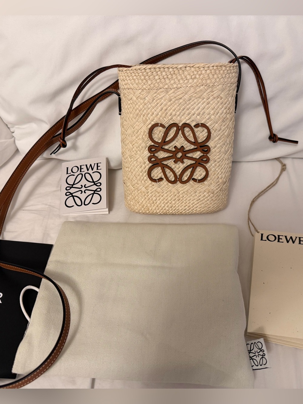 Loewe Paula’s Ibiza Straw crossbody Bag with Tan Leather Anagram